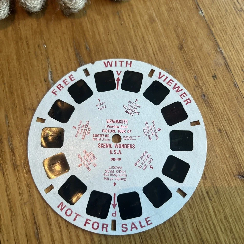 Vintage View-master with original Viewmaster Disc